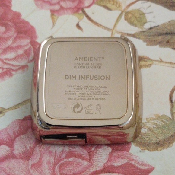 Hourglass Soft Rose Blush - Picture 3 of 3